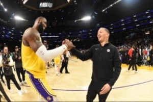 极速球神NBA国语解说首发阵容_极速球神NBA国语解说首发阵容在线观看_免费看直播