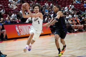 实时记者：阿卡夫能扛产量但低效 瓦格勒速率慢/vs抗差需适应NBA节奏比赛回放_实时记者：阿卡夫能扛产量但低效 瓦格勒速率慢/vs抗差需适应NBA节奏比赛回放在线观看_免费看直播