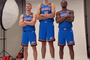 免费球神NBA中文解说在线观看