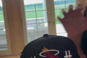 重磅178NBA地铁上看jrs直播